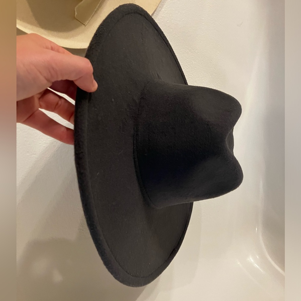Black hat